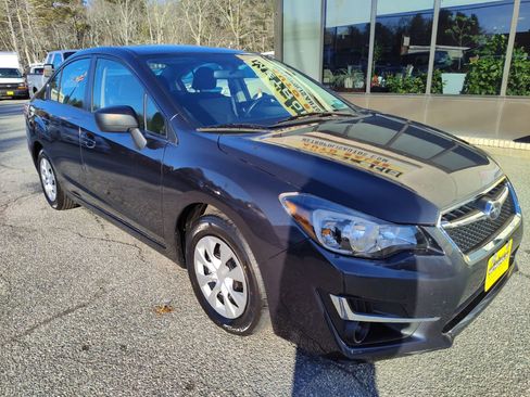 Used 2015 Subaru Impreza 2.0i image 2