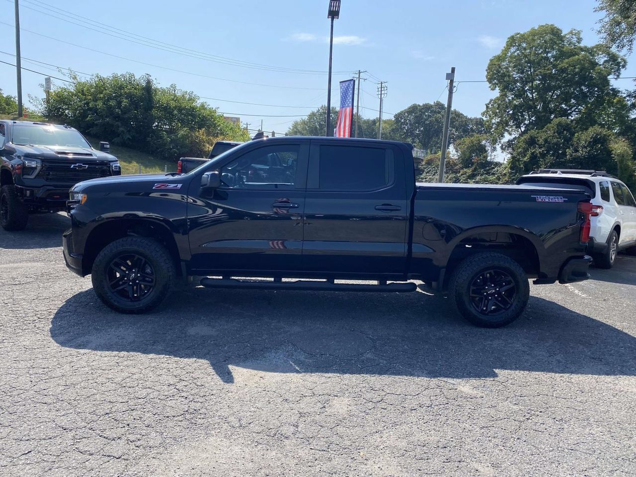 Used 2020 Chevrolet Silverado 1500 LT Trail Boss AWD/4WD image 5