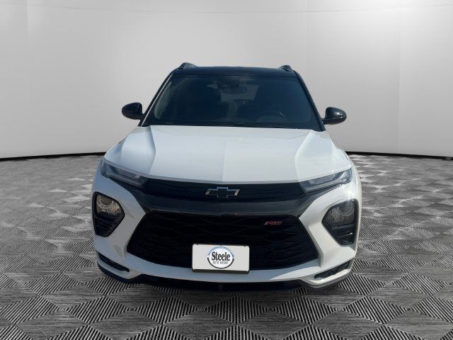 Used 2023 Chevrolet TrailBlazer RS w/ Sun and Liftgate Package FWD image 8