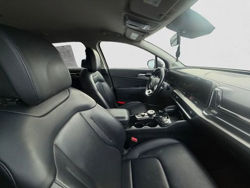 Used 2023 Kia Sportage EX AWD/4WD image 10