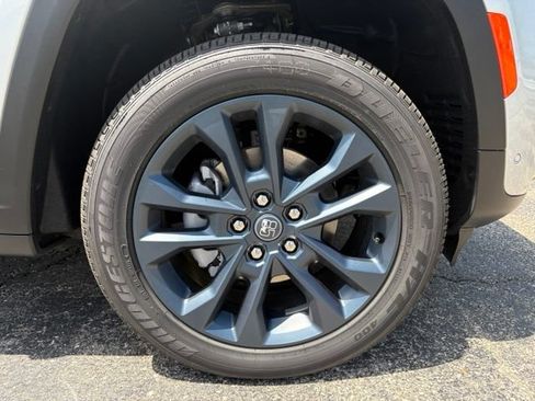 New 2026 Jeep Grand Cherokee Limited AWD/4WD image 22