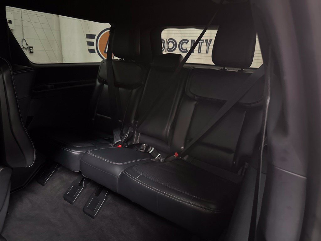 Used 2025 Ford Expedition Max Platinum w/ Stealth Performance Package AWD/4WD image 23