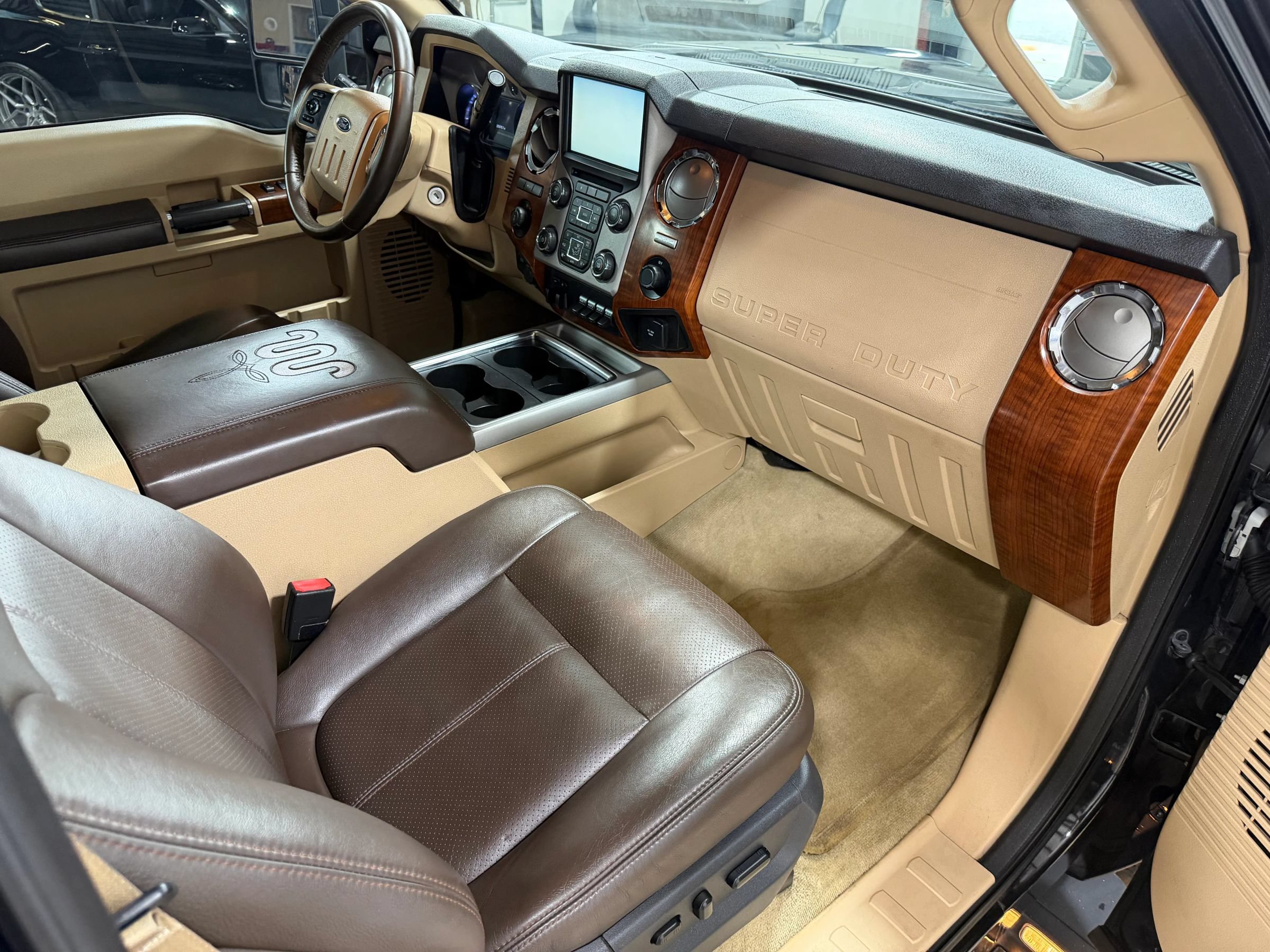 Used 2015 Ford F250 King Ranch AWD/4WD image 6