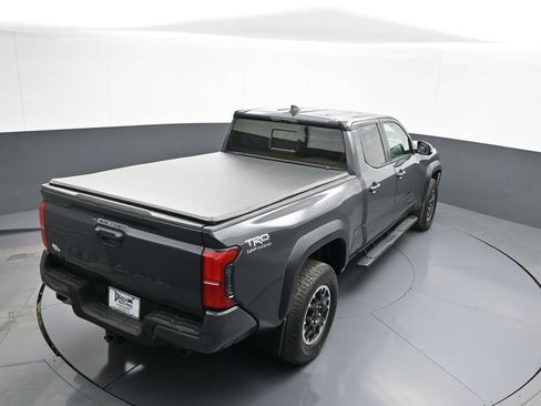 Certified 2024 Toyota Tacoma TRD Off-Road AWD/4WD image 37