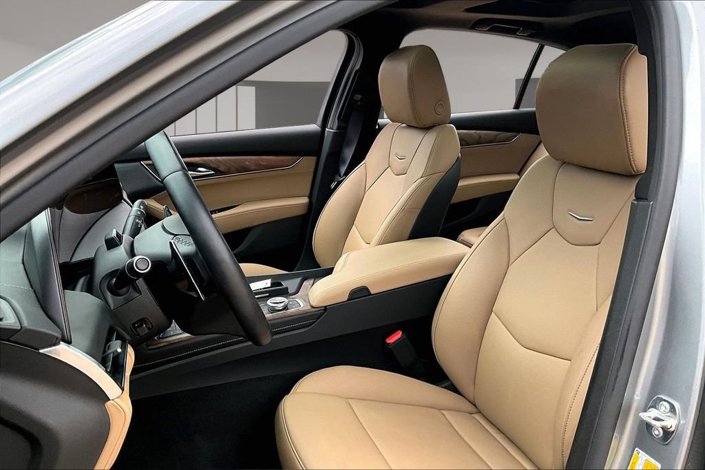 Used 2025 Cadillac CT5 Premium Luxury w/ LPO, Blue Accent Package RWD image 27