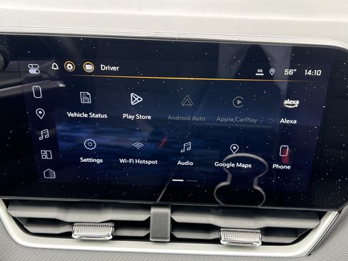 Used 2025 Chevrolet Equinox LT image 12