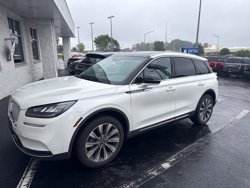 Used 2020 Lincoln Corsair Reserve w/ Elements Package AWD/4WD image 2