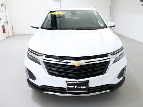 Certified 2024 Chevrolet Equinox LT AWD/4WD image 2