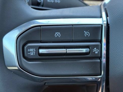New 2026 GMC Canyon Elevation RWD image 32