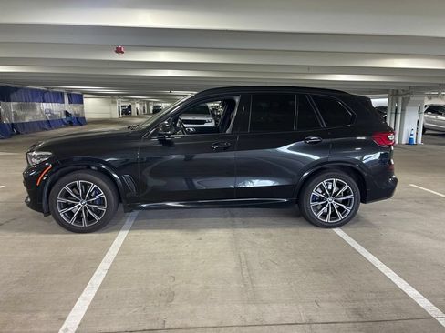 Used 2020 BMW X5 xDrive40i w/ M Sport Package AWD/4WD image 2