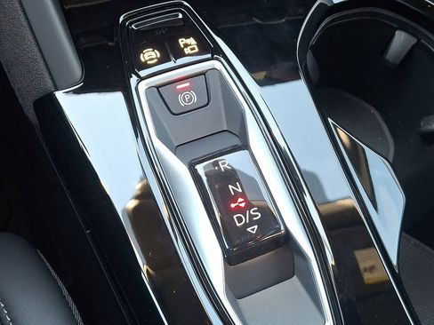 Used 2025 Audi SQ5 Premium Plus image 16