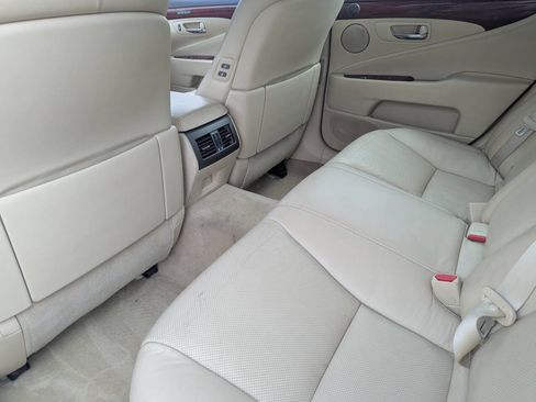 Used 2012 Lexus LS 460 w/ Luxury Value Edition image 20