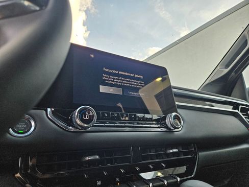 New 2026 GMC Canyon Elevation AWD/4WD image 15