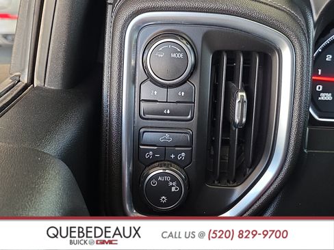 Used 2020 Chevrolet Silverado 2500 LT w/ Advanced Trailering Package AWD/4WD image 23