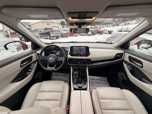 Used 2022 Nissan Rogue SL w/ SL Premium Package image 30