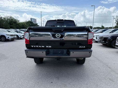 Used 2017 Nissan Titan Platinum Reserve AWD/4WD image 5