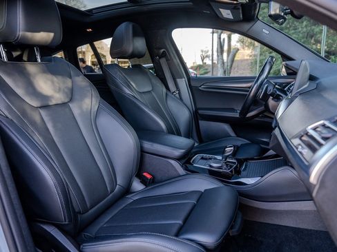 Used 2023 BMW X4 xDrive30i w/ M Sport Package image 22