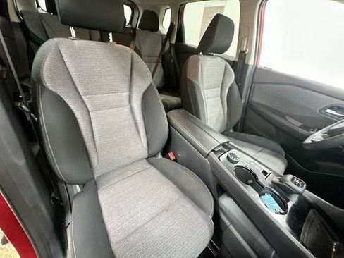 Used 2021 Nissan Rogue SV AWD/4WD image 25