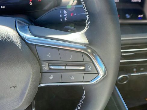 New 2026 Chevrolet Traverse LT w/ Driver Confidence Package image 24