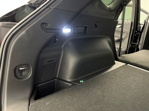 Used 2025 Chevrolet Blazer LT image 30