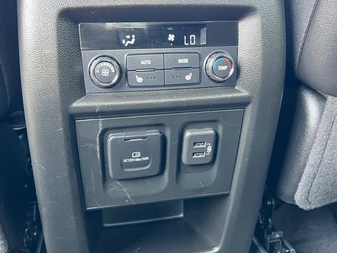 Used 2023 Chevrolet Traverse Premier w/ Redline Edition AWD/4WD image 40