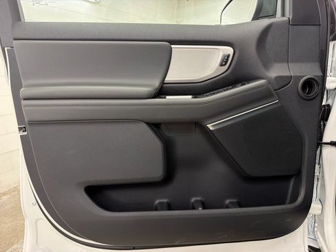 New 2027 Ford Expedition Active RWD image 15