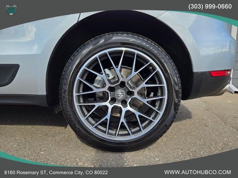 Used 2017 Porsche Macan S AWD/4WD image 28
