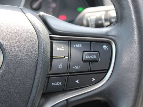 Certified 2024 Lexus UX 250h FWD image 17