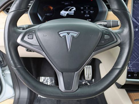 Used 2018 Tesla Model X 100D AWD/4WD image 19