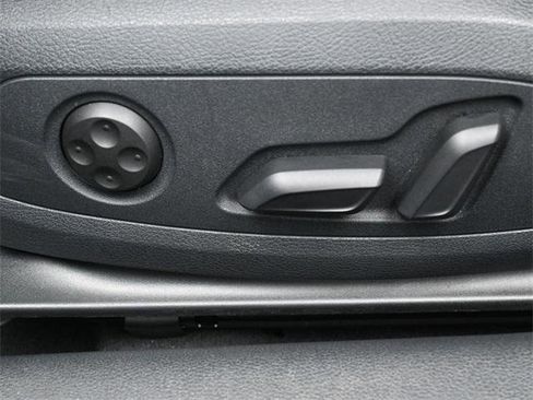 Used 2021 Audi A4 2.0T Premium Plus w/ Premium Plus Package image 10