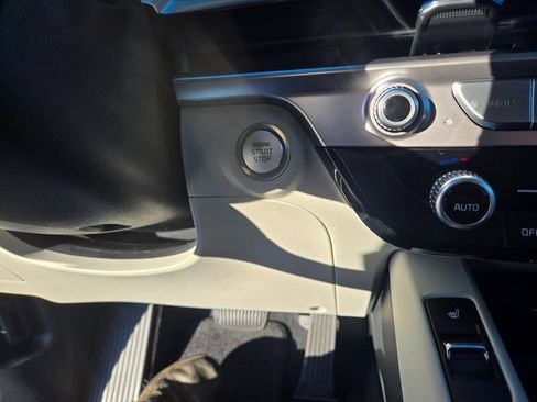 New 2025 Kia Telluride S image 18