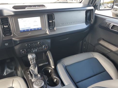 Used 2021 Ford Bronco Outer Banks image 18