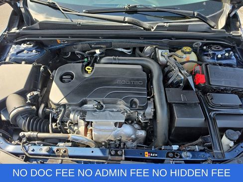 Used 2022 Chevrolet Malibu LT FWD image 24