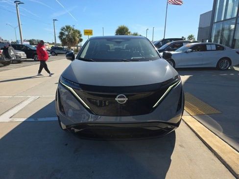 Used 2023 Nissan Ariya image 10