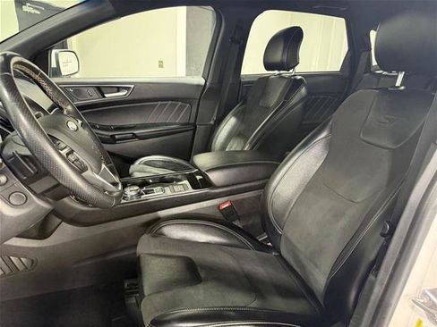 Certified 2019 Ford Edge ST w/ Equipment Group 401A AWD/4WD image 18