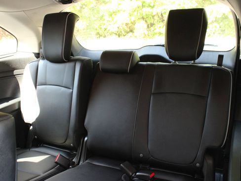 Used 2025 Honda Odyssey Touring image 18