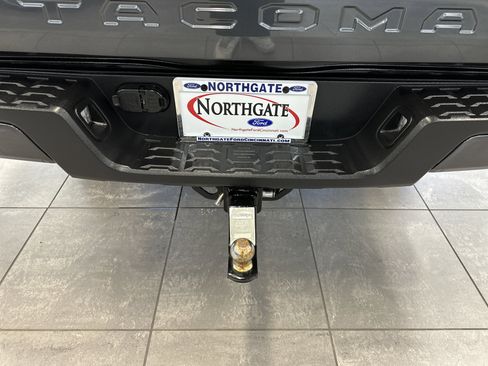 Used 2023 Toyota Tacoma SR image 8