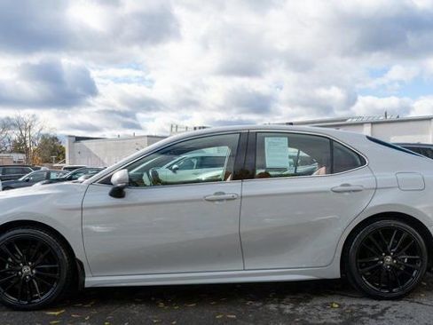 Used 2024 Toyota Camry XSE w/ Cold Weather Package image 9