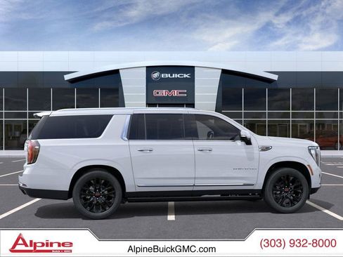 New 2026 GMC Yukon XL Denali w/ Denali Reserve Package AWD/4WD image 5