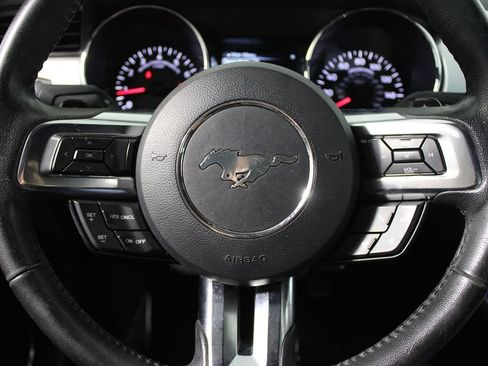 Used 2017 Ford Mustang Premium image 12