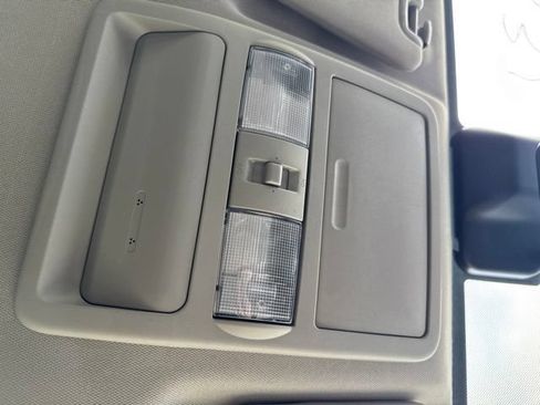 Used 2024 Nissan Frontier SV w/ SV Convenience Package AWD/4WD image 25