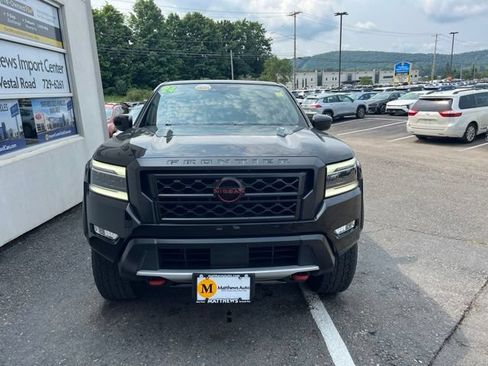 Used 2024 Nissan Frontier PRO-4X w/ Technology Package AWD/4WD image 8