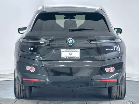 Used 2024 BMW iX xDrive50 w/ Premium Package AWD/4WD image 7