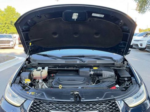 Used 2023 Chrysler Pacifica Touring-L FWD image 29