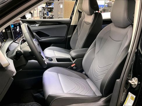 New 2026 Volkswagen Tiguan SE image 11