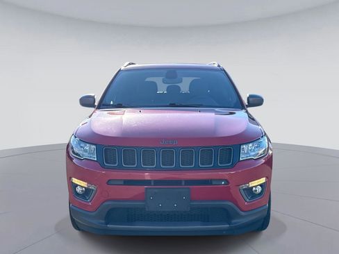 Used 2021 Jeep Compass Latitude w/ Sun and Sound Group FWD image 9
