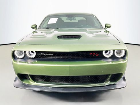 Used 2022 Dodge Challenger R/T Scat Pack RWD image 3