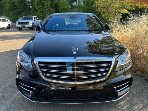Used 2019 Mercedes-Benz S 560 Sedan image 6