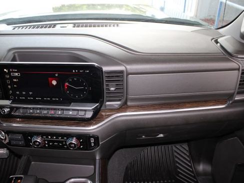 Used 2024 GMC Sierra 1500 Elevation AWD/4WD image 24