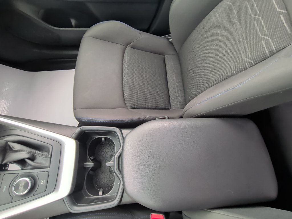 Used 2022 Toyota RAV4 SE w/ Convenience Package AWD/4WD image 21